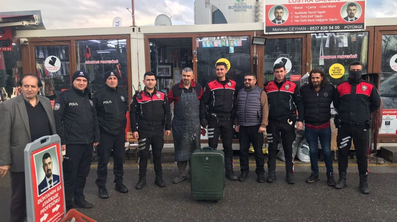 Esnaftan Polise Sürpriz Kutlama: Şüpheli Çanta İhbarı Pastalı Çıktı