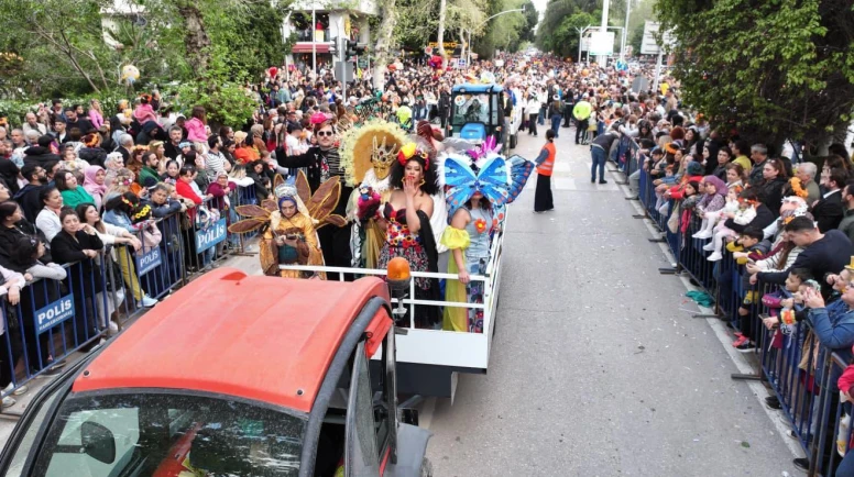 Veli Ağbaba’dan Malatya için “Kayısı Çiçeği Festivali” çağrısı