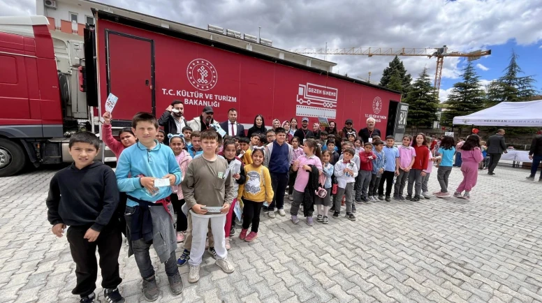 Hekimhan’da Çocuklara Hem Eğlence Hem Sağlık Aşısı!