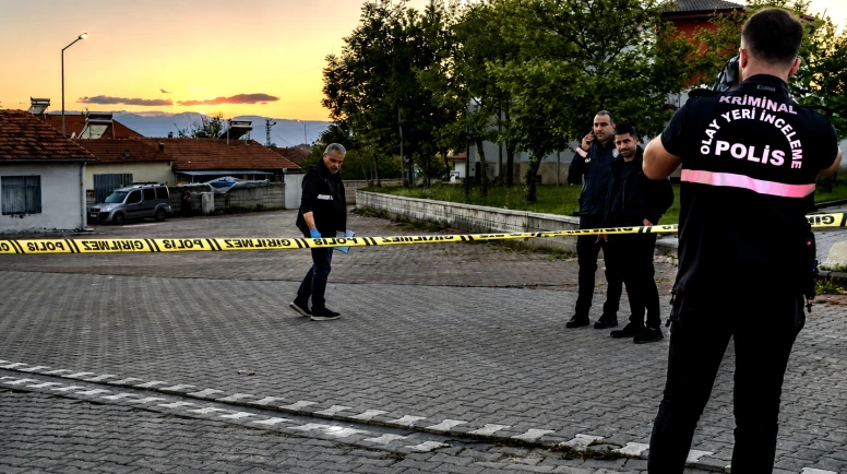 Sanal Alemde Başlayan Husumet Parkta Kanlı Bitti.!