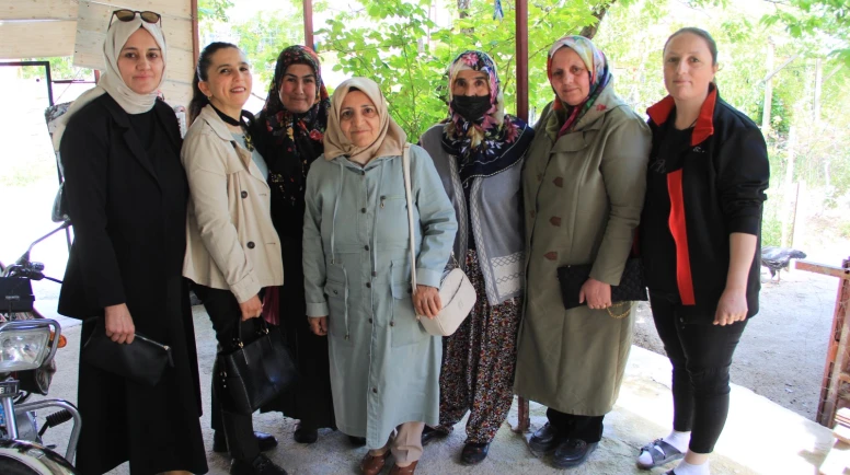 Darende’de Anlamlı Ziyaret: Özel Gereksinimli Çocukların Anneleri Unutulmadı