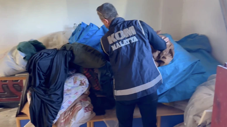 Pütürge’de Düzenlenen Silah Operasyonunda 4 Ruhsatsız Tabanca Ele Geçirildi