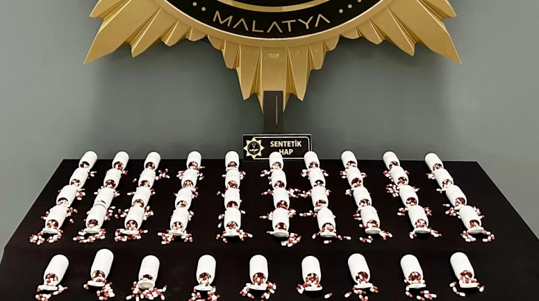 Maşti Otogarı'nda Narkotik Denetimi: Binlerce Hap Ele Geçirildi