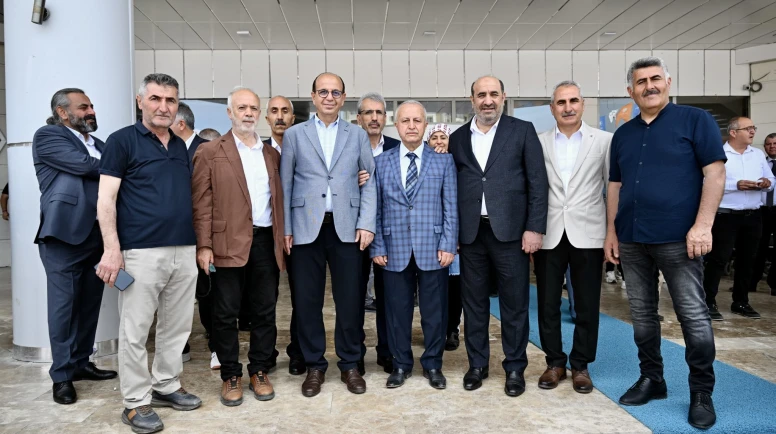 AK Parti Malatya'da Bayramlaşma: Birlik ve Beraberlik Mesajları