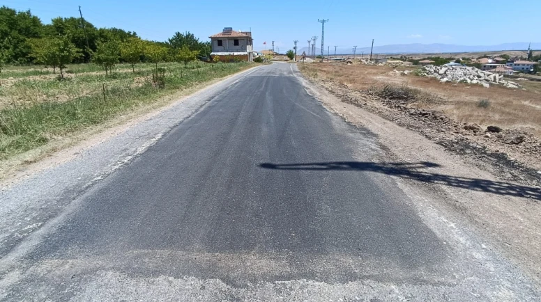 Malatya Büyükşehir Belediyesi Akçadağ’da Yol Çalışmalarını Genişletiyor