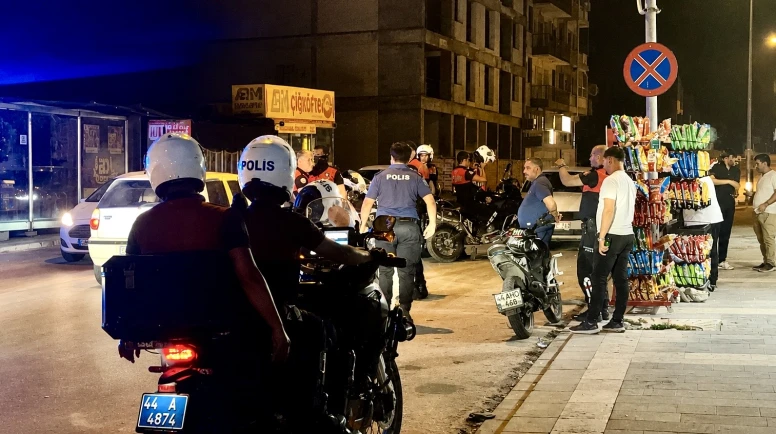 Gece Saatlerinde Meydana Gelen Silahlı Olayda 2 Kişi Yaralandı