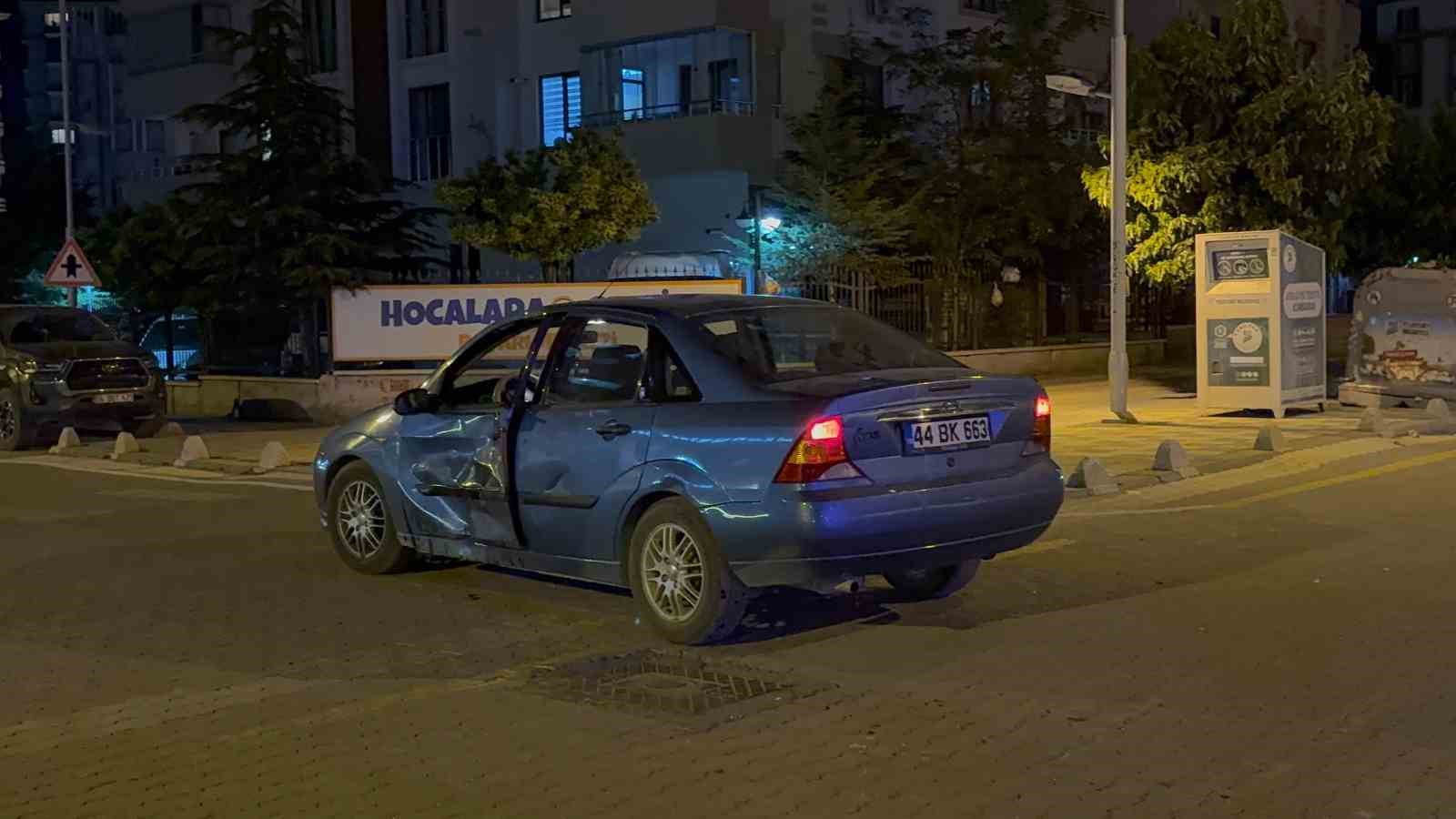 malatyada-otomobil-ile-motosiklet-carpisti-1-yarali