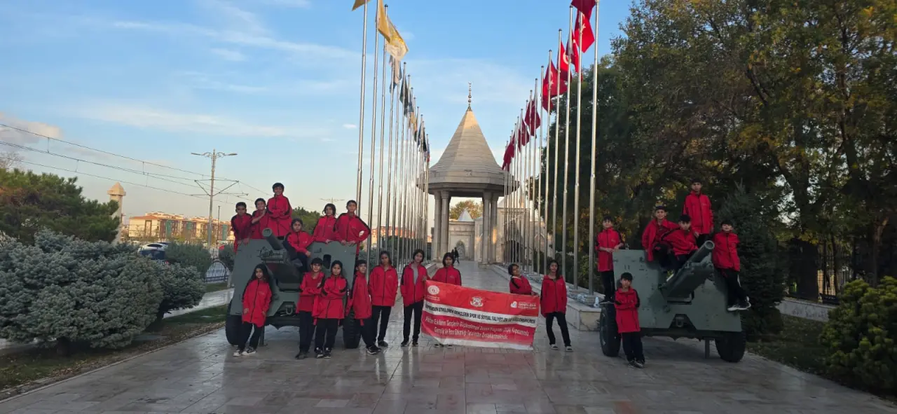 U13 Özgür Gazze Kupası’nda mücadele eden Malatya il karması hokey takımı