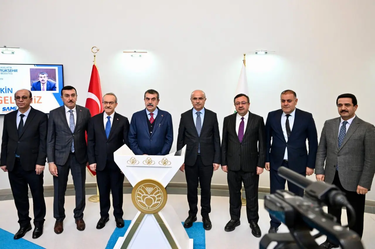 Bakan Yusuf Tekin’in Malatya Valiliği ziyaretinden görüntü