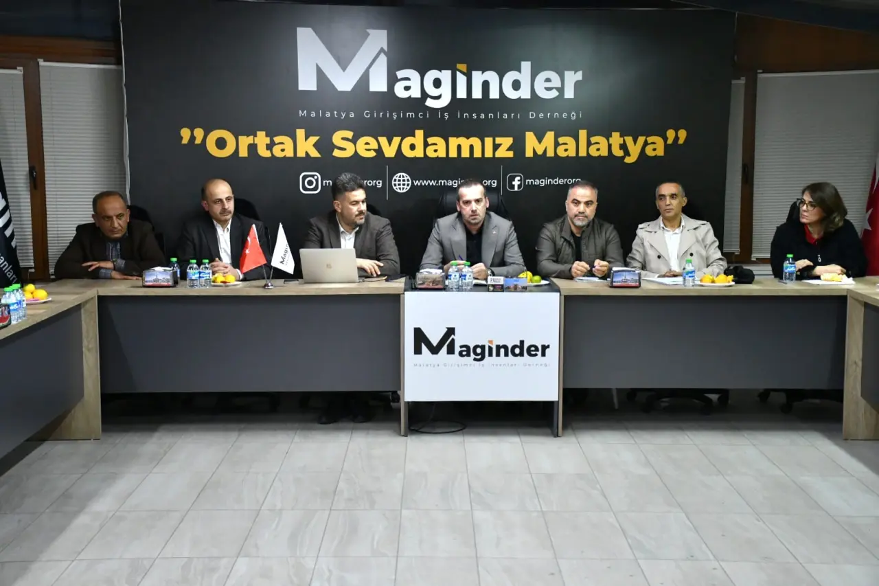 MAGİNDER ve İnönü Üniversitesi TTO temsilcilerinin girişimcilik toplantısından bir kare