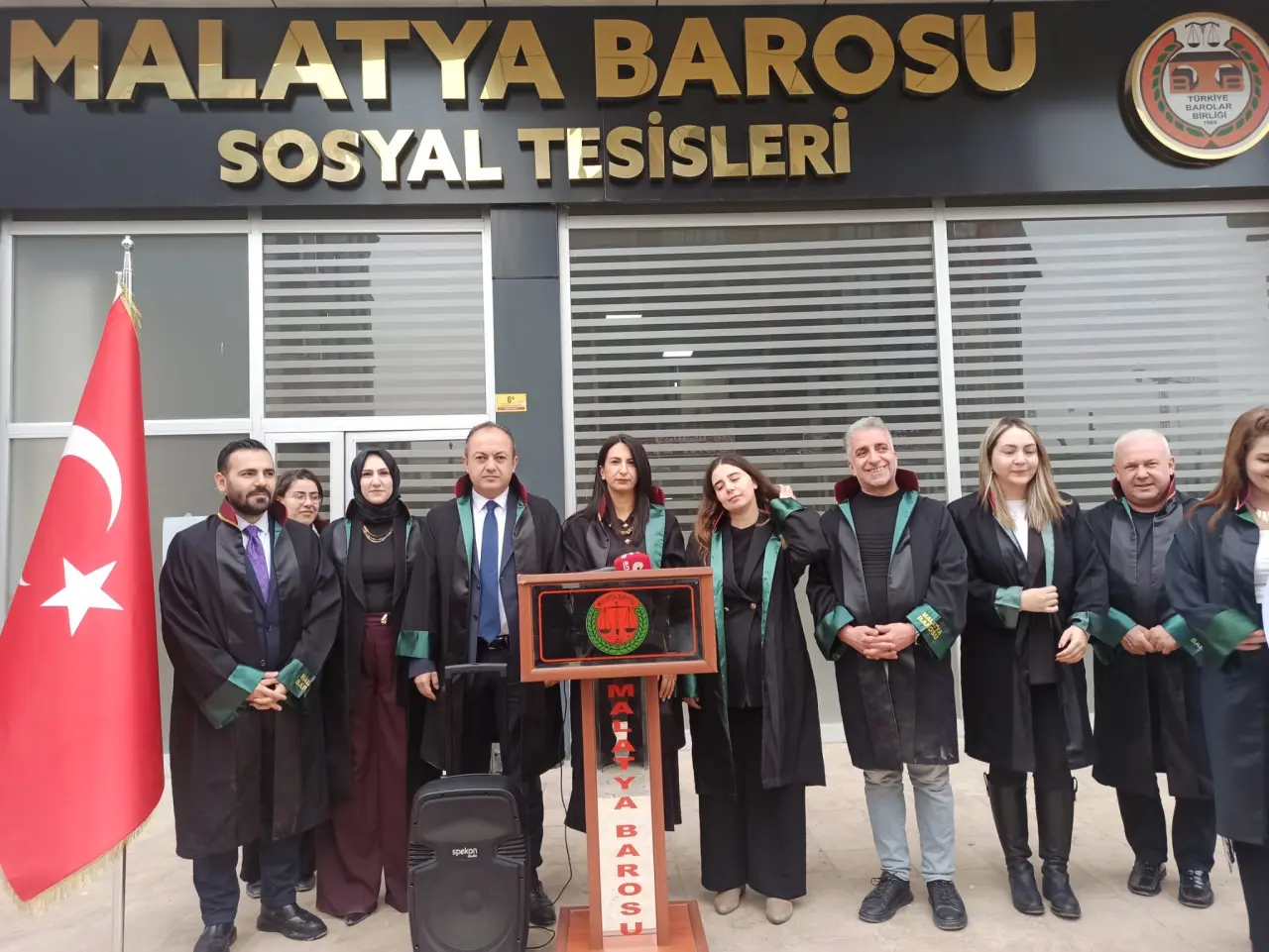 25 Kasım açıklaması yapan Malatya Barosu Kadın Hakları Komisyonu Başkanı Zeliha Genç