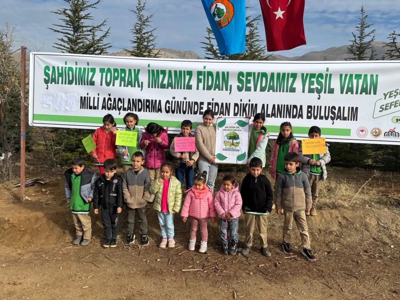 Doğanşehir Güzelköy öğrencileri fidan dikme etkinliği ÖNEM projesi