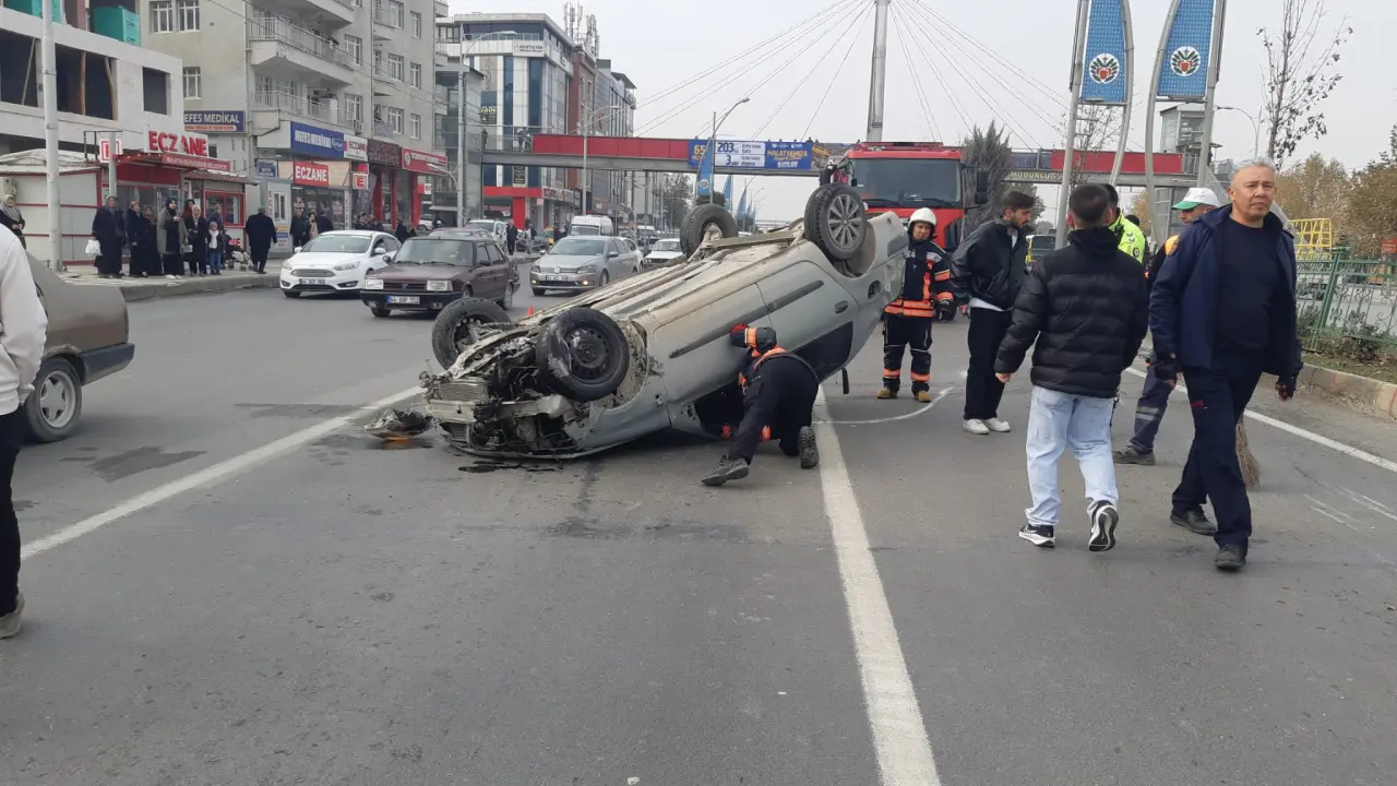 Malatya Çevreyolu trafik kazası sağlık ekipleri müdahalesi