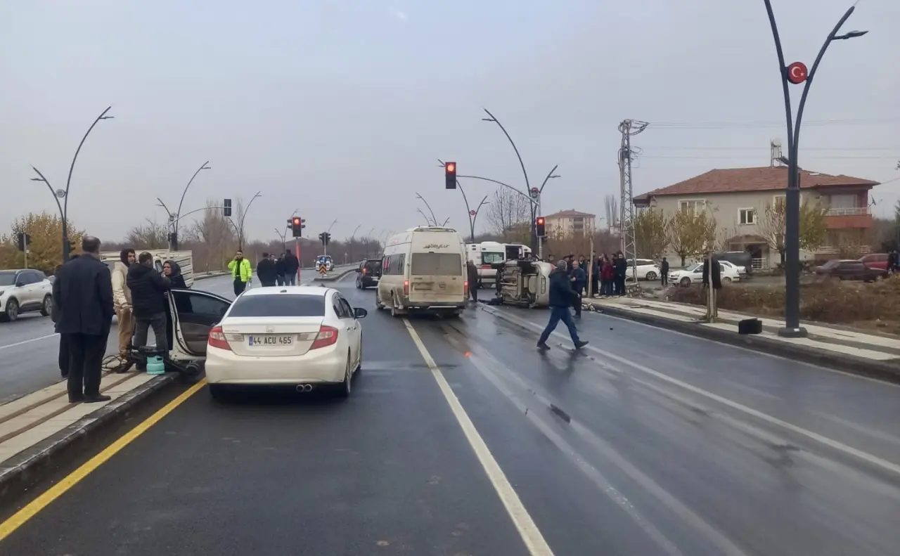 Yeşilyurt trafik kazası sağlık ekipleri müdahalesi