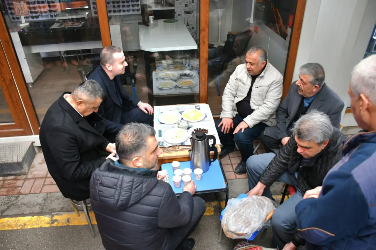 MAGİNDER Başkanı Salih Karademir konteyner çarşı esnaf ziyareti