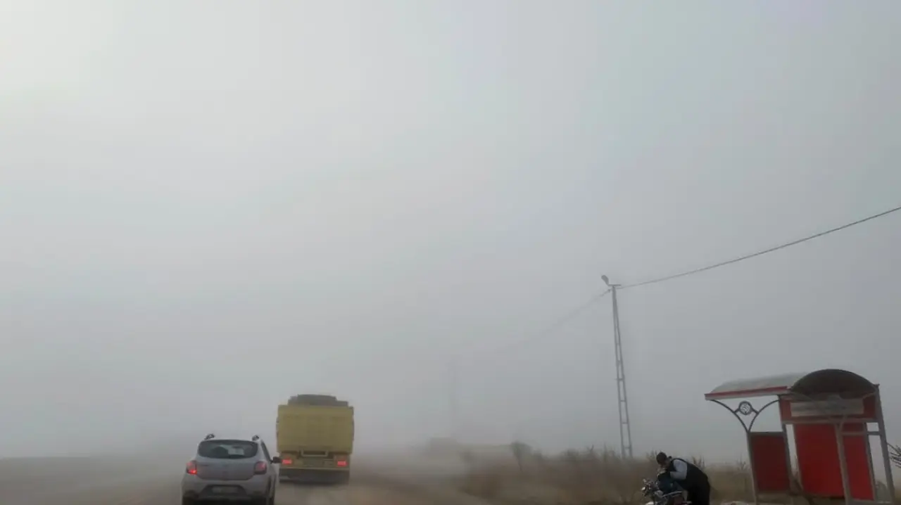 Malatya Kuzey Kuşak Yolu yoğun sis ve trafikteki araçlar
