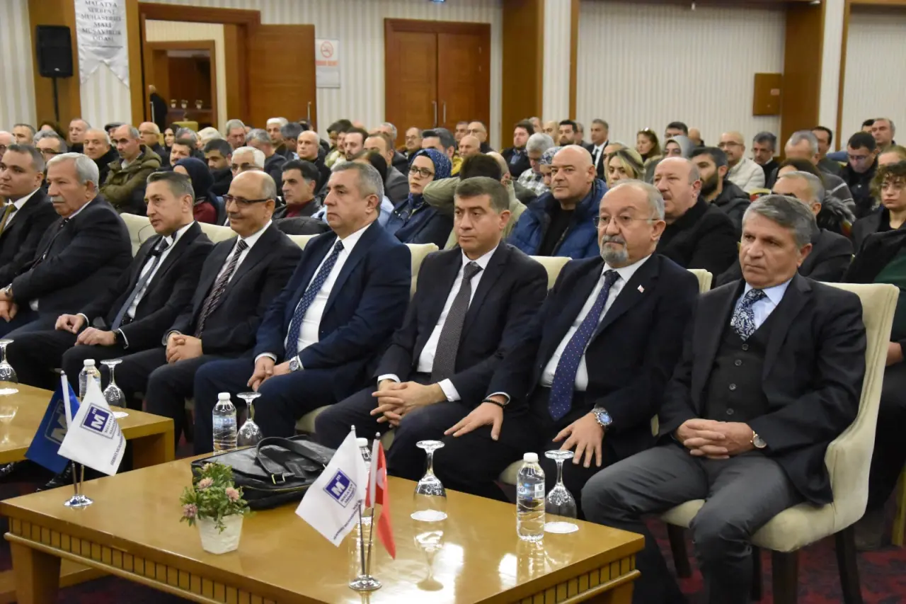 Malatya KURGAN eğitim toplantısı protokol masası