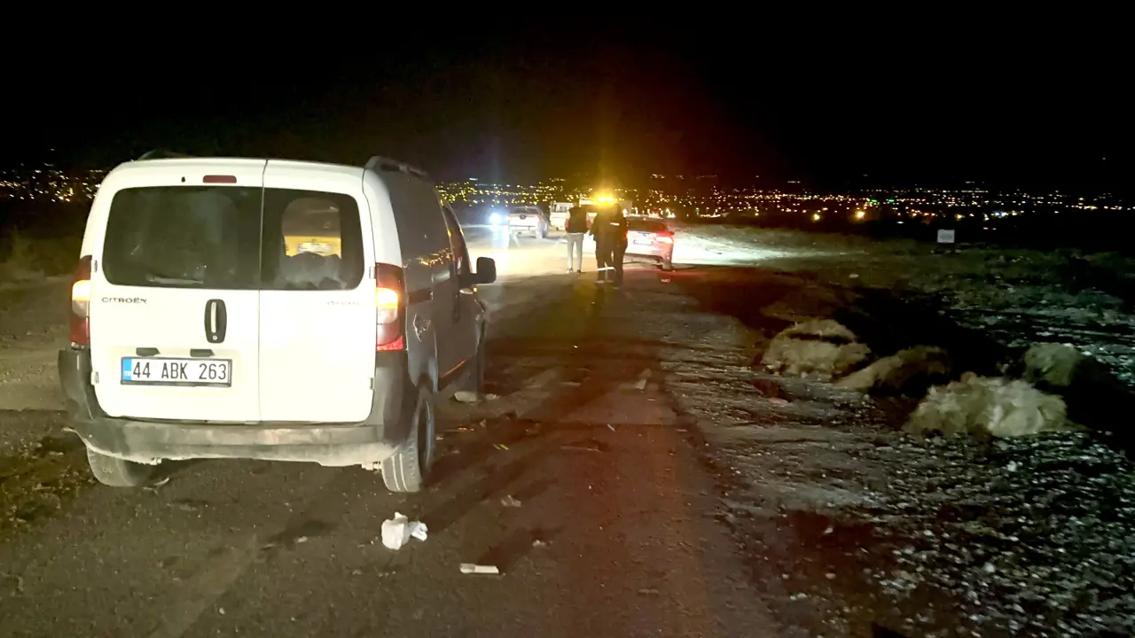 Malatya Yaka Mahallesi kaza yeri hasarlı araç