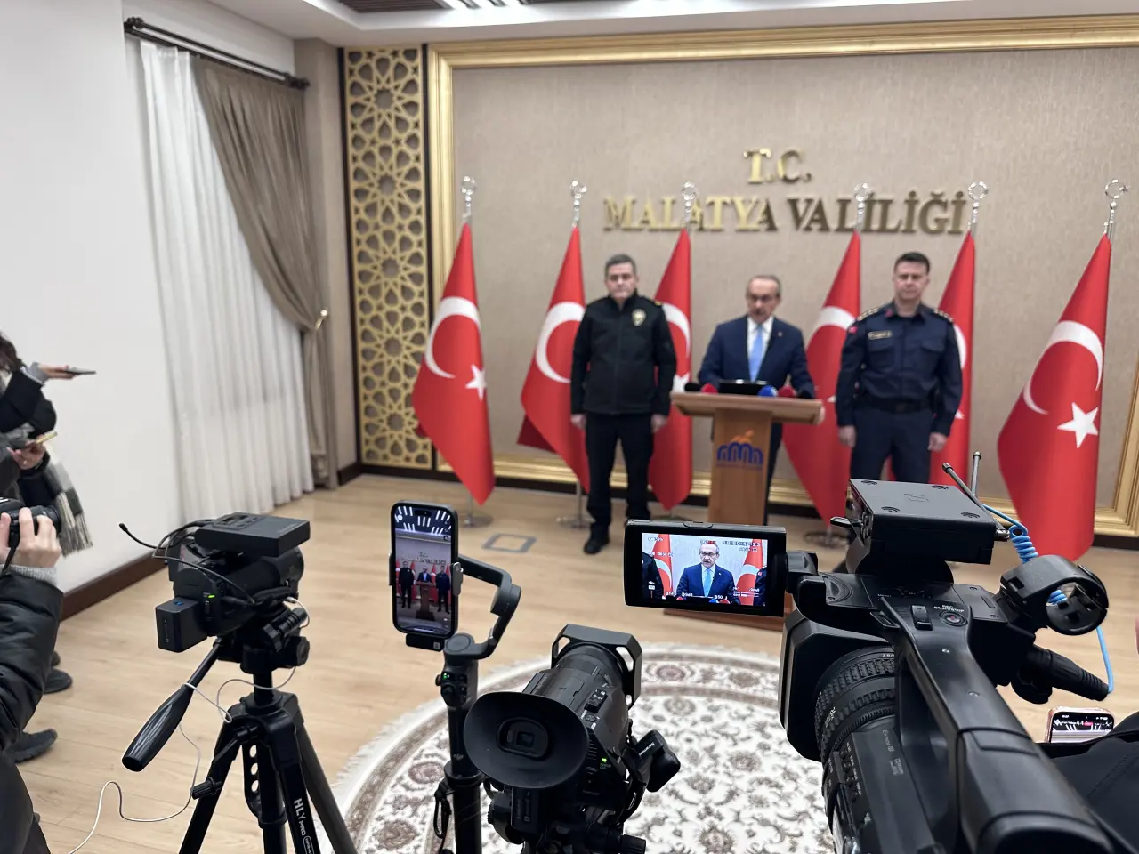 Malatya Valisi Seddar Yavuz yılbaşı güvenlik toplantısı