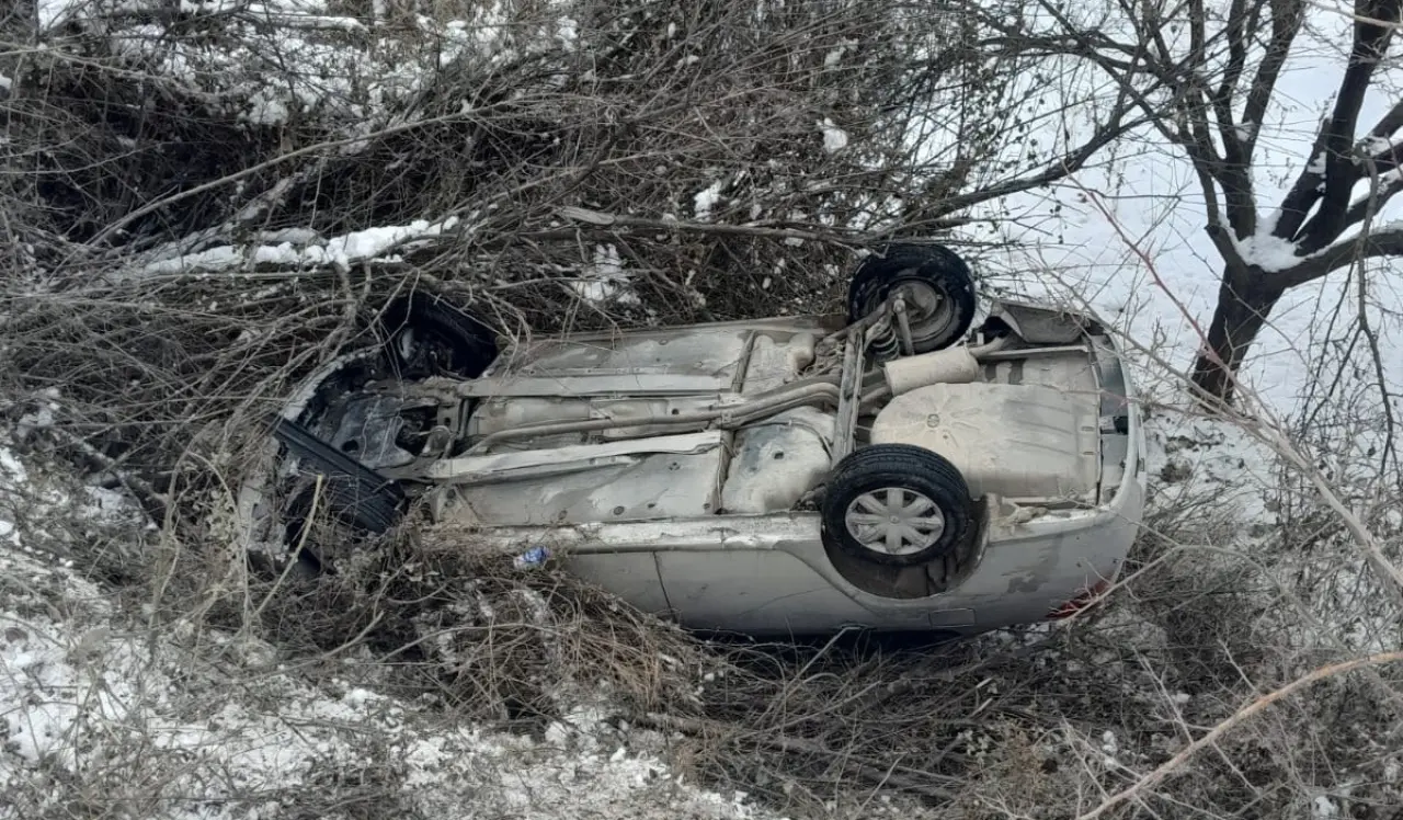 Malatya Yazıhan bahçeye uçan otomobil kazası