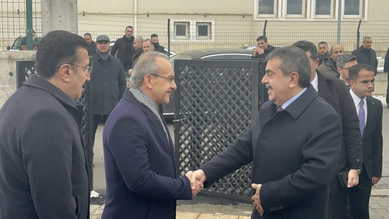 Malatya Battalgazi Görme Engelliler Okulu Bakan Tekin ziyareti