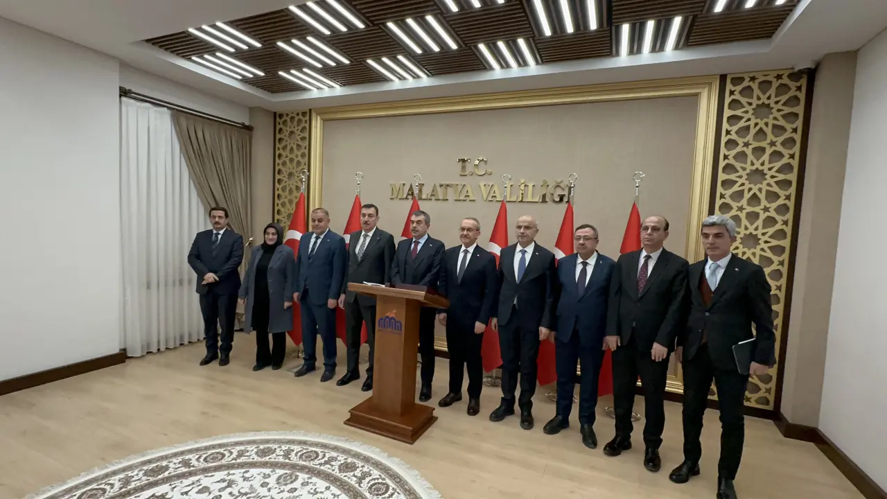 Bakan Yusuf Tekin ve Vali Seddar Yavuz eğitim toplantısı