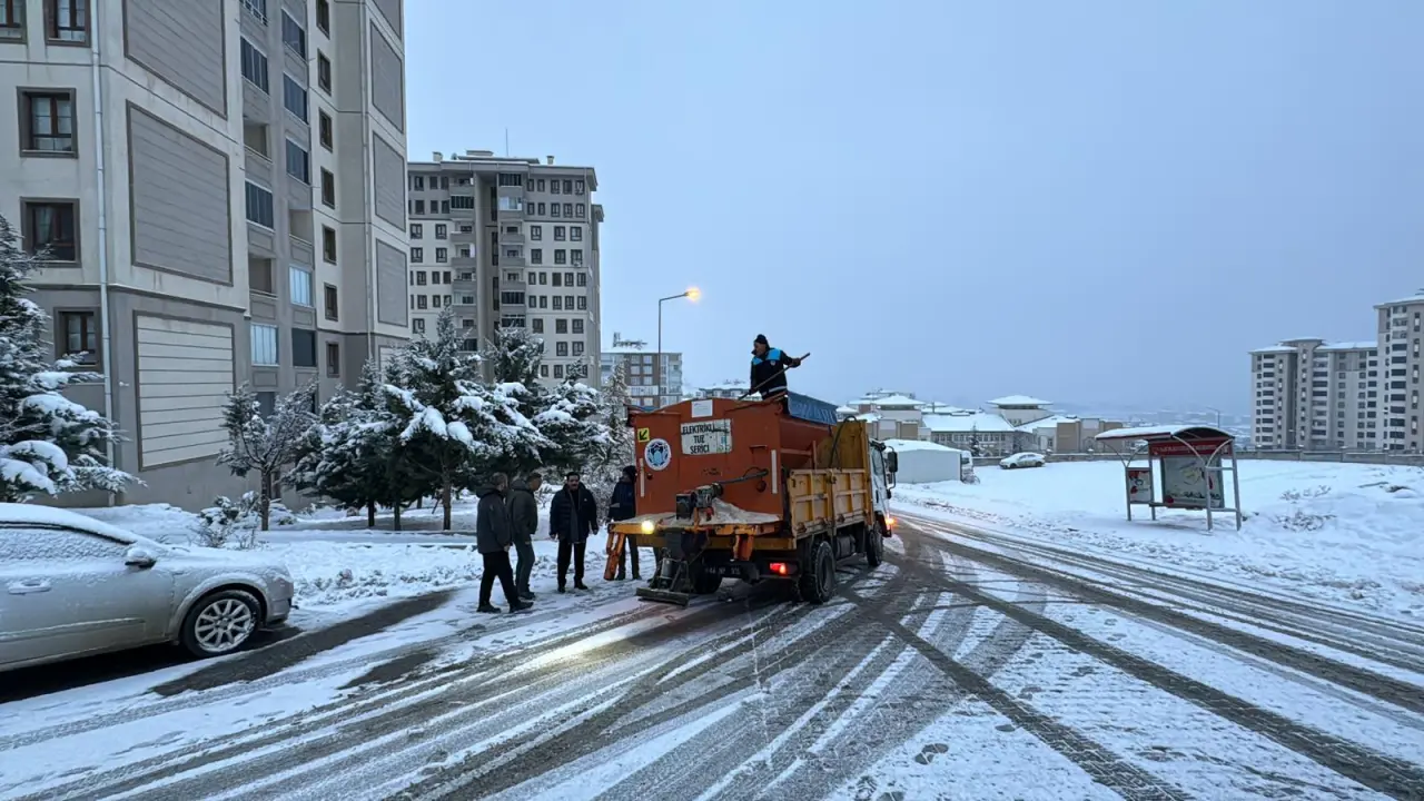 Bayram Taşkın karla mücadele çalışmaları incelemesi