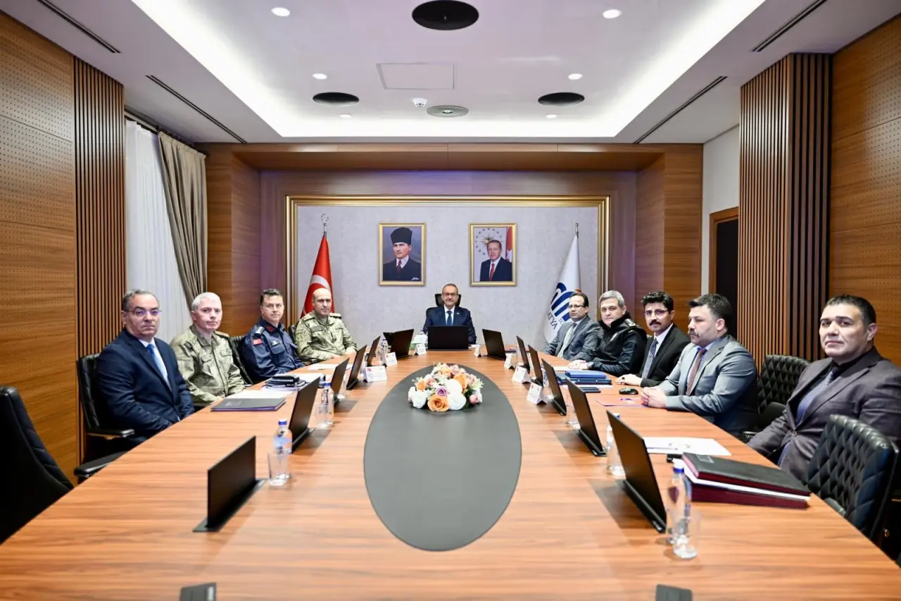 Malatya güvenlik asayiş toplantısı Vali Seddar Yavuz