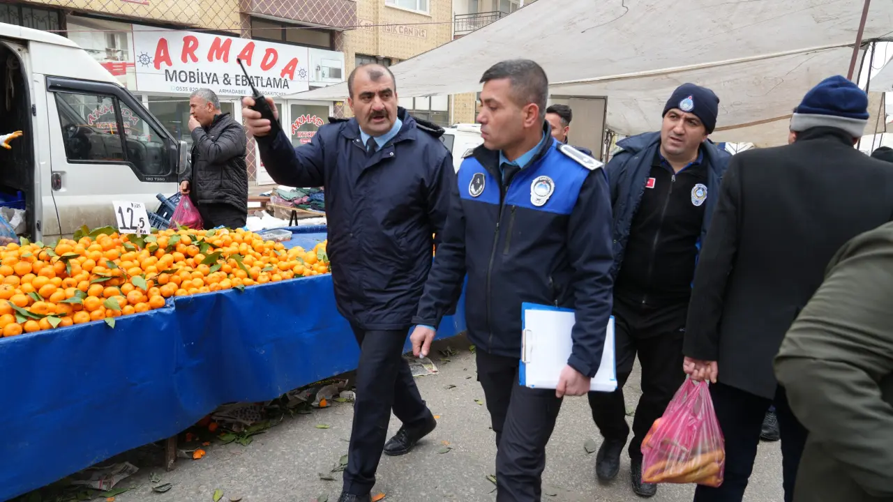 Malatya semt pazarı ve zabıta ekipleri