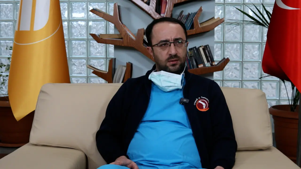 Doç. Dr. Emre Ergen