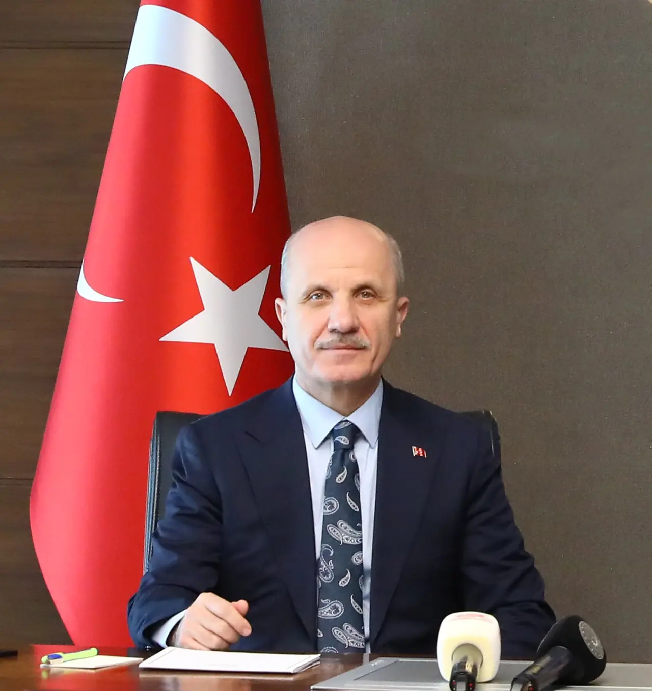 Yükseköğretim Kurulu Başkanı Erol Özvar