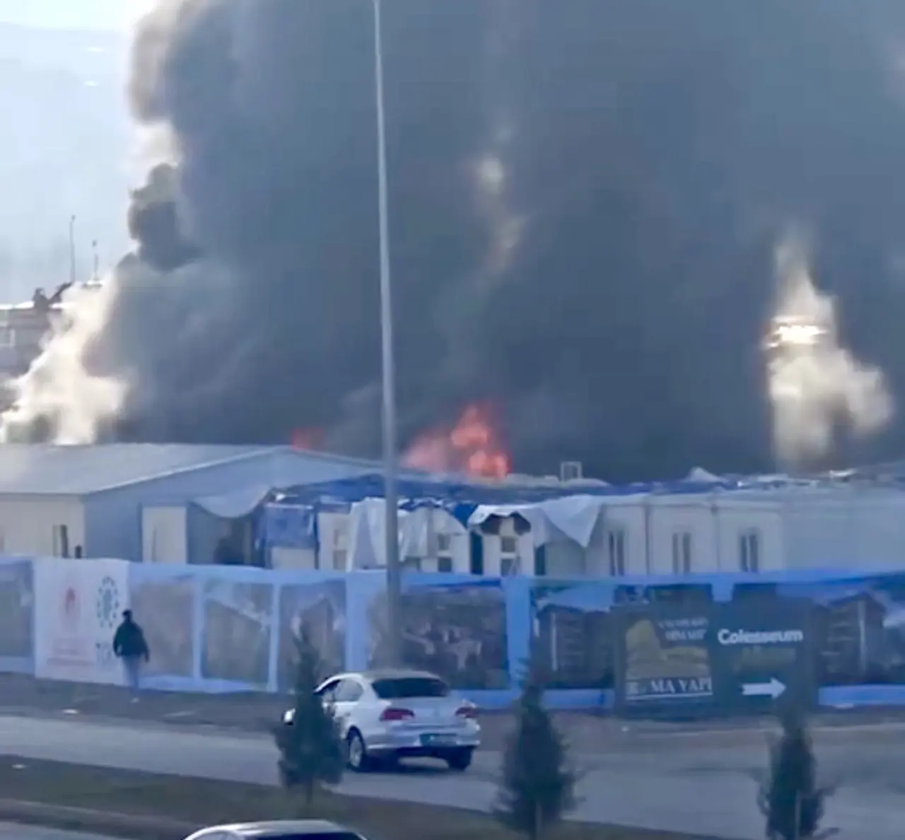 Malatya Yeşilyurt şantiye konteyner yangını