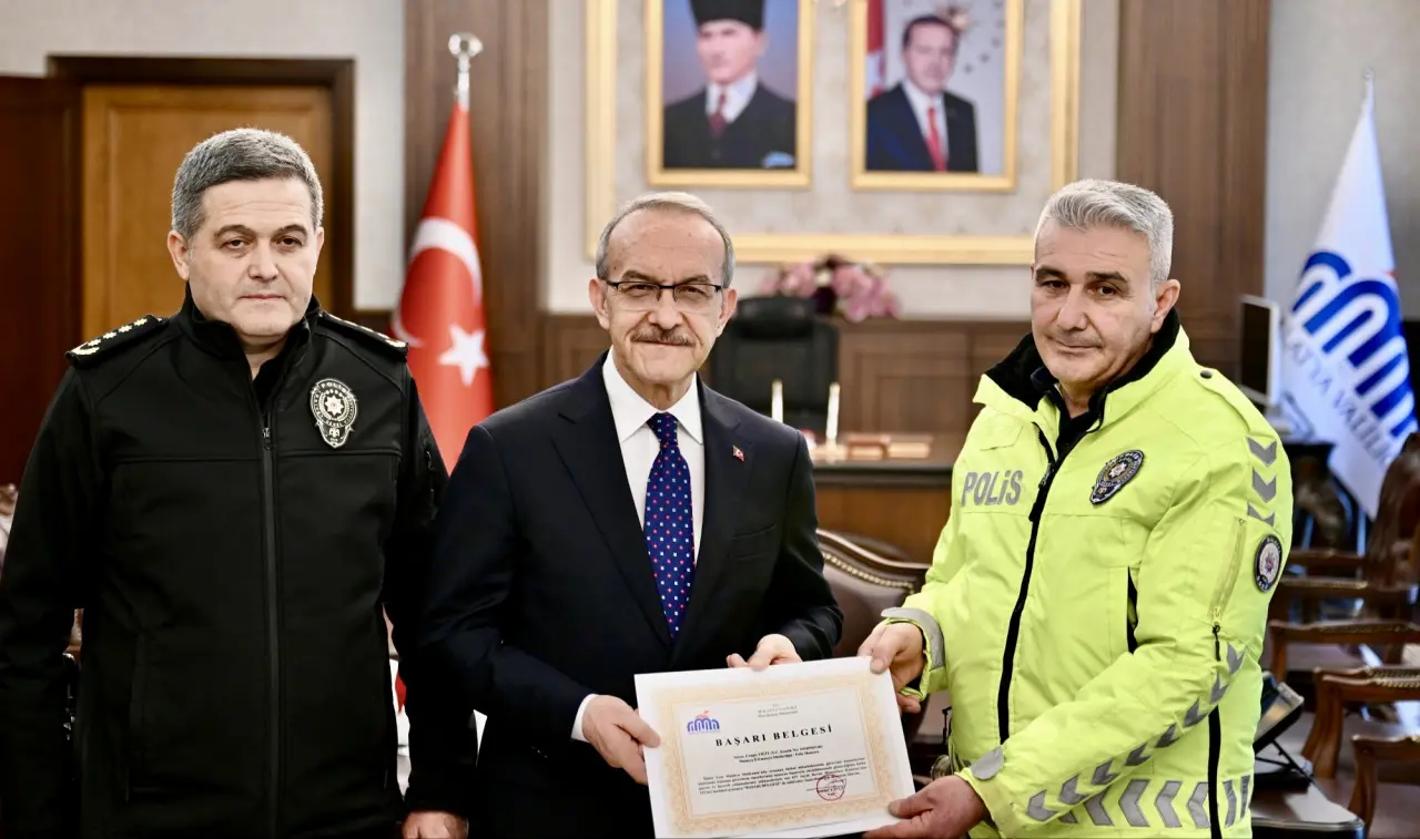 Polis memuru Cengiz Yiğit TFF ödül