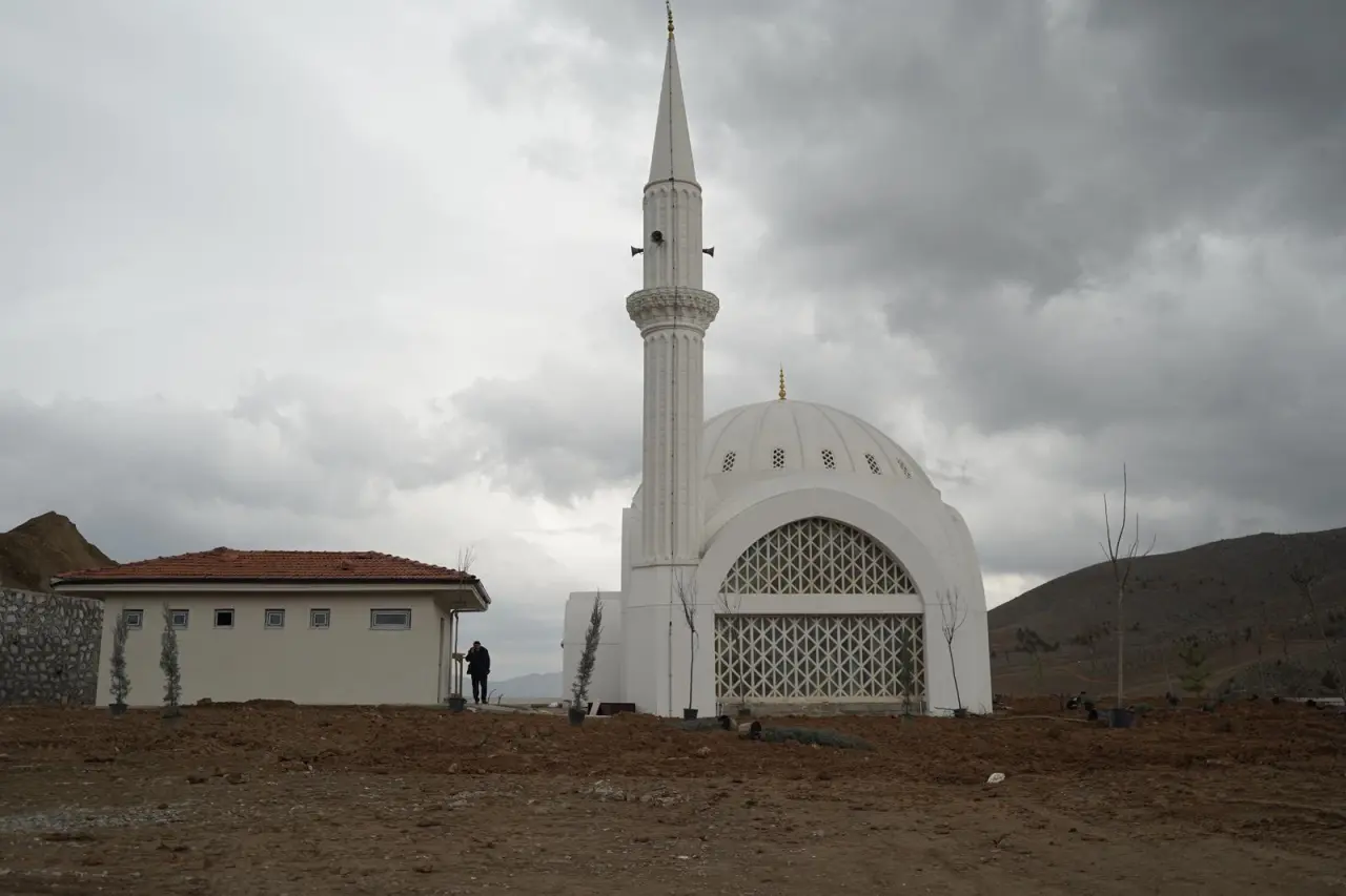 Malatya TOKİ camileri inşaat çalışması