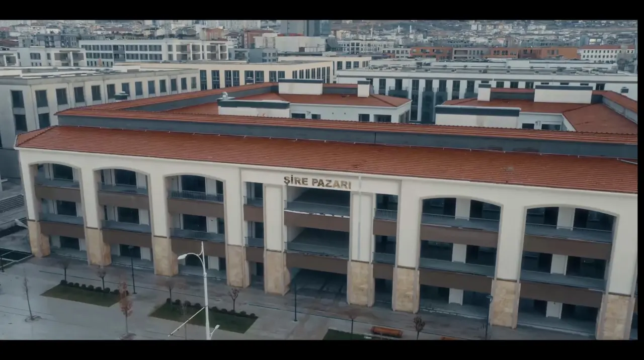 Demet Akalın Malatya Şire Pazarı kayısı alışverişi