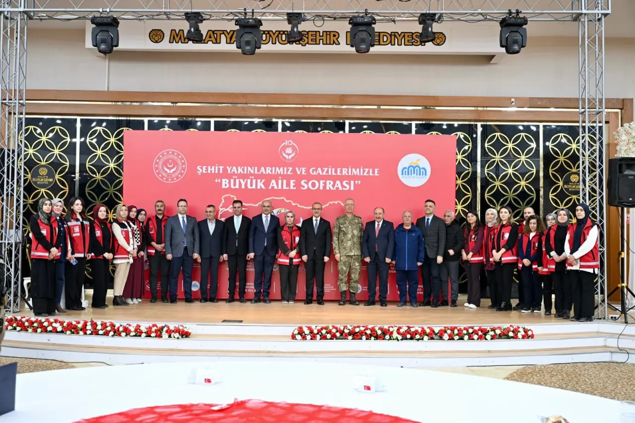 Malatya Valisi Seddar Yavuz şehit aileleri iftar programı