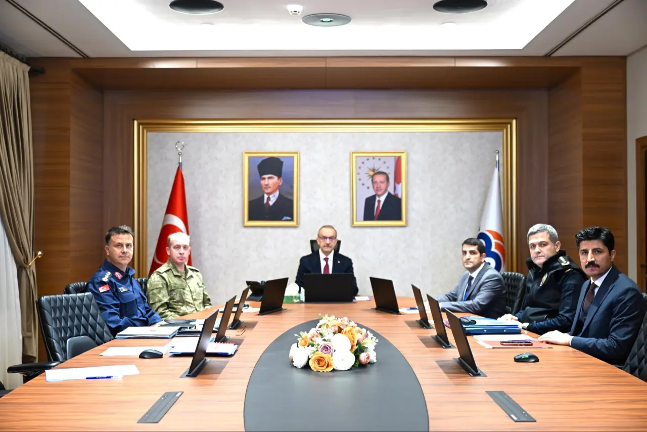 Malatya Valisi Seddar Yavuz asayiş toplantısı