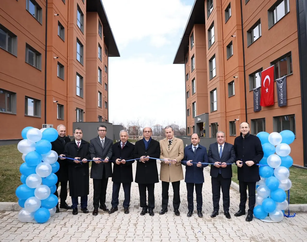 İş Bankası Malatya çalışanları afet konutları teslim töreni