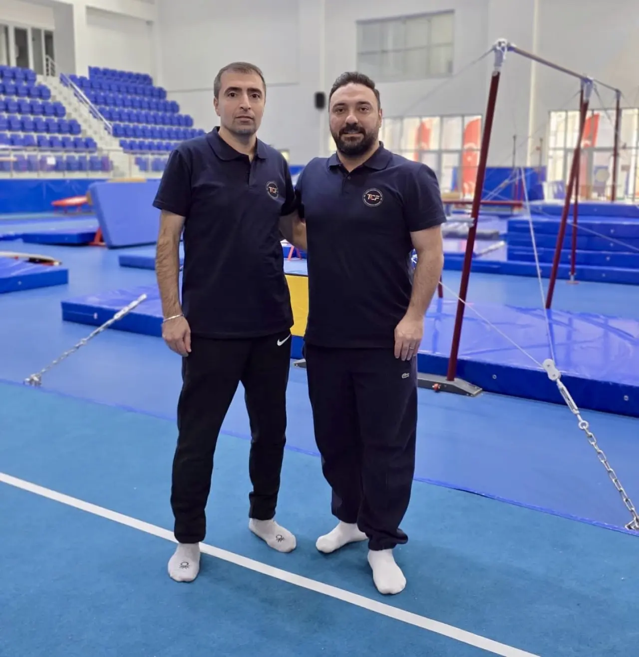 Malatya'da düzenlenen TCF Akademi cimnastik antrenör eğitimi uygulamalı çalışmaları.